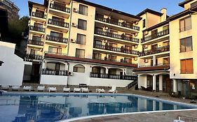 Spacious Fully Furnished Studio In Kavarna Apart Hotel