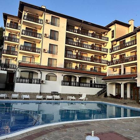 Spacious Fully Furnished Studio In Kavarna Apart Hotel Екстериор снимка