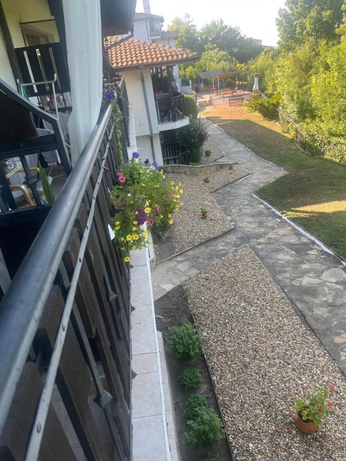 Spacious Fully Furnished Studio In Kavarna Apart Hotel Екстериор снимка
